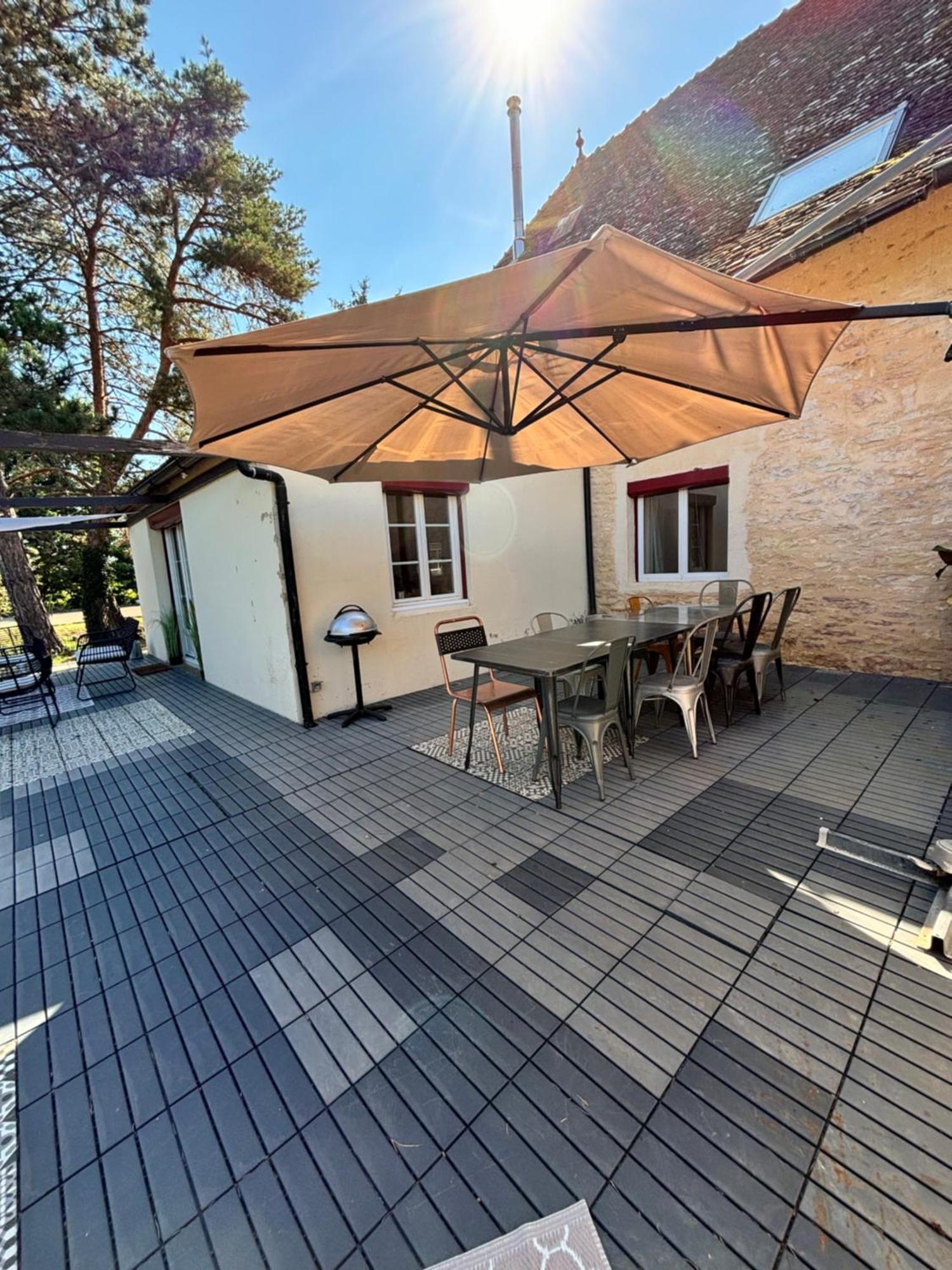 Le Gite Du Chateau Mouton Chatenoy-le-Royal 外观 照片